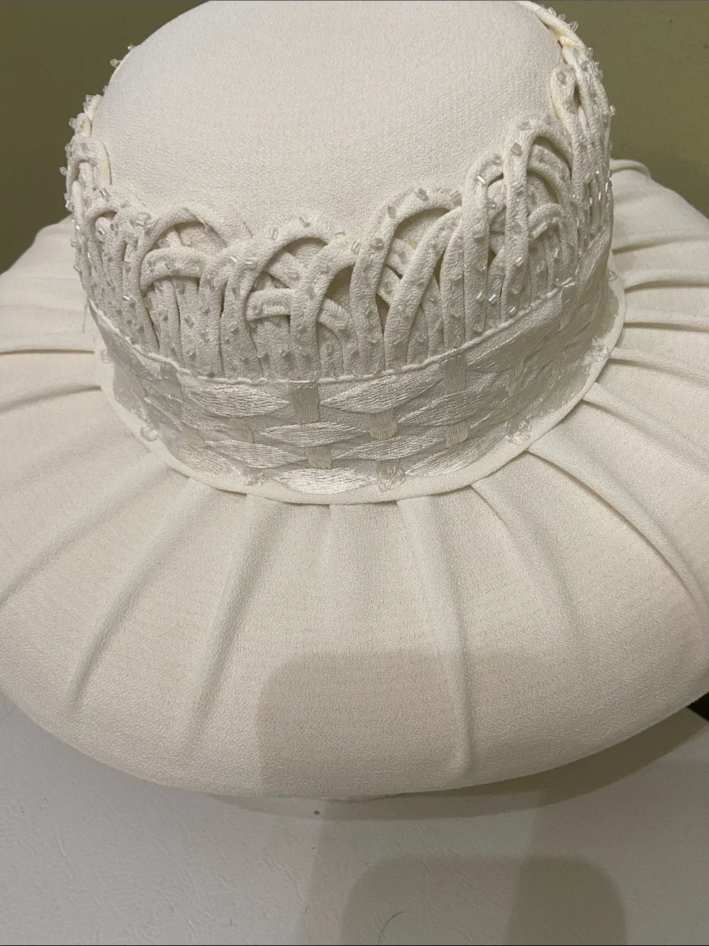Beautiful Dress Hat / Church Hat by Lisa Rene’ - Picture 3 of 8